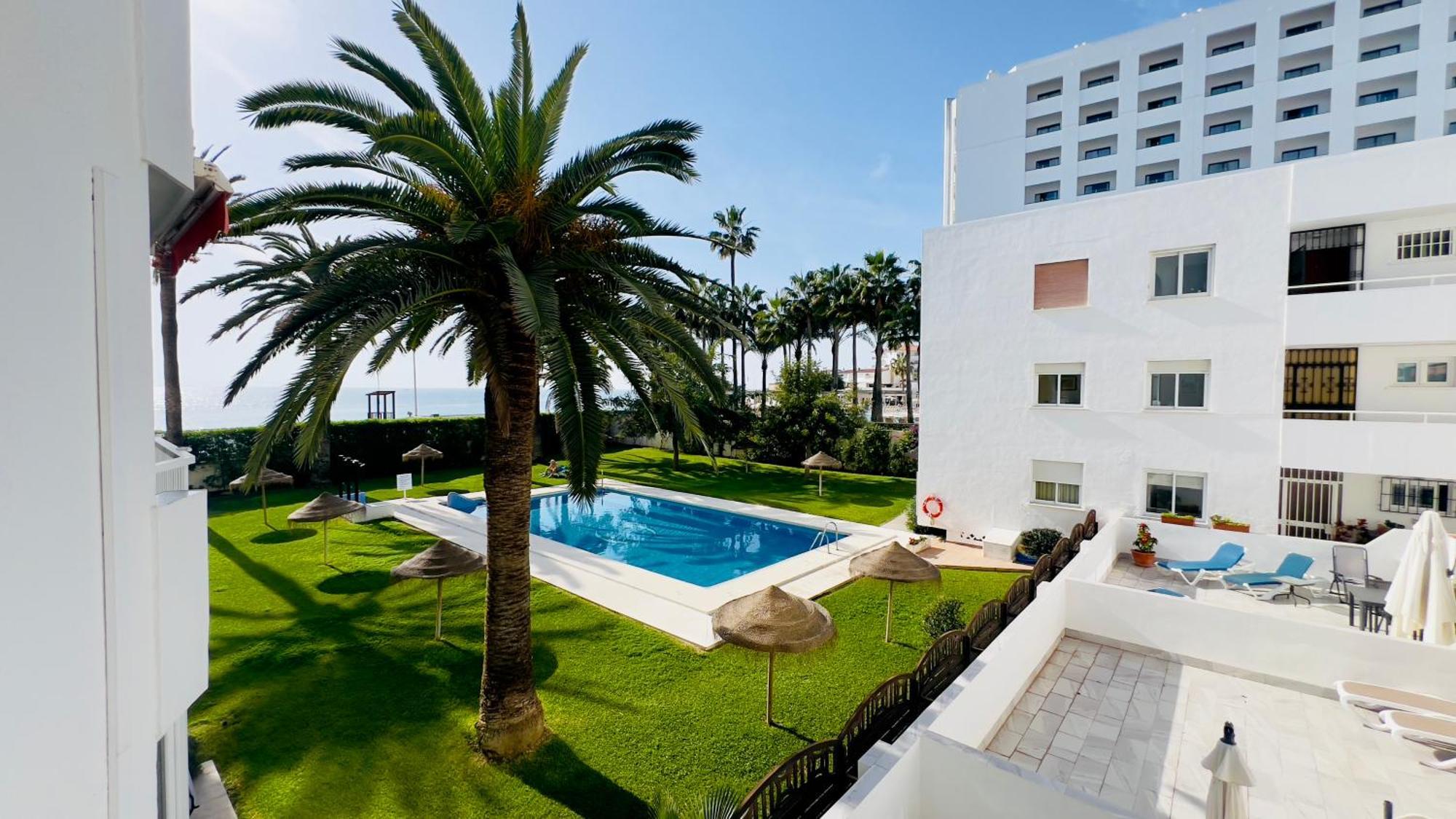 Torresol Sea View Leilighet Nerja Eksteriør bilde